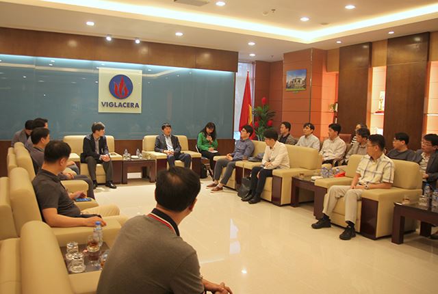 Đoàn cán bộ cao cấp Shinhan Bank Hàn Quốc tới thăm và tìm hiểu cơ hội đầu tư tại Viglacera